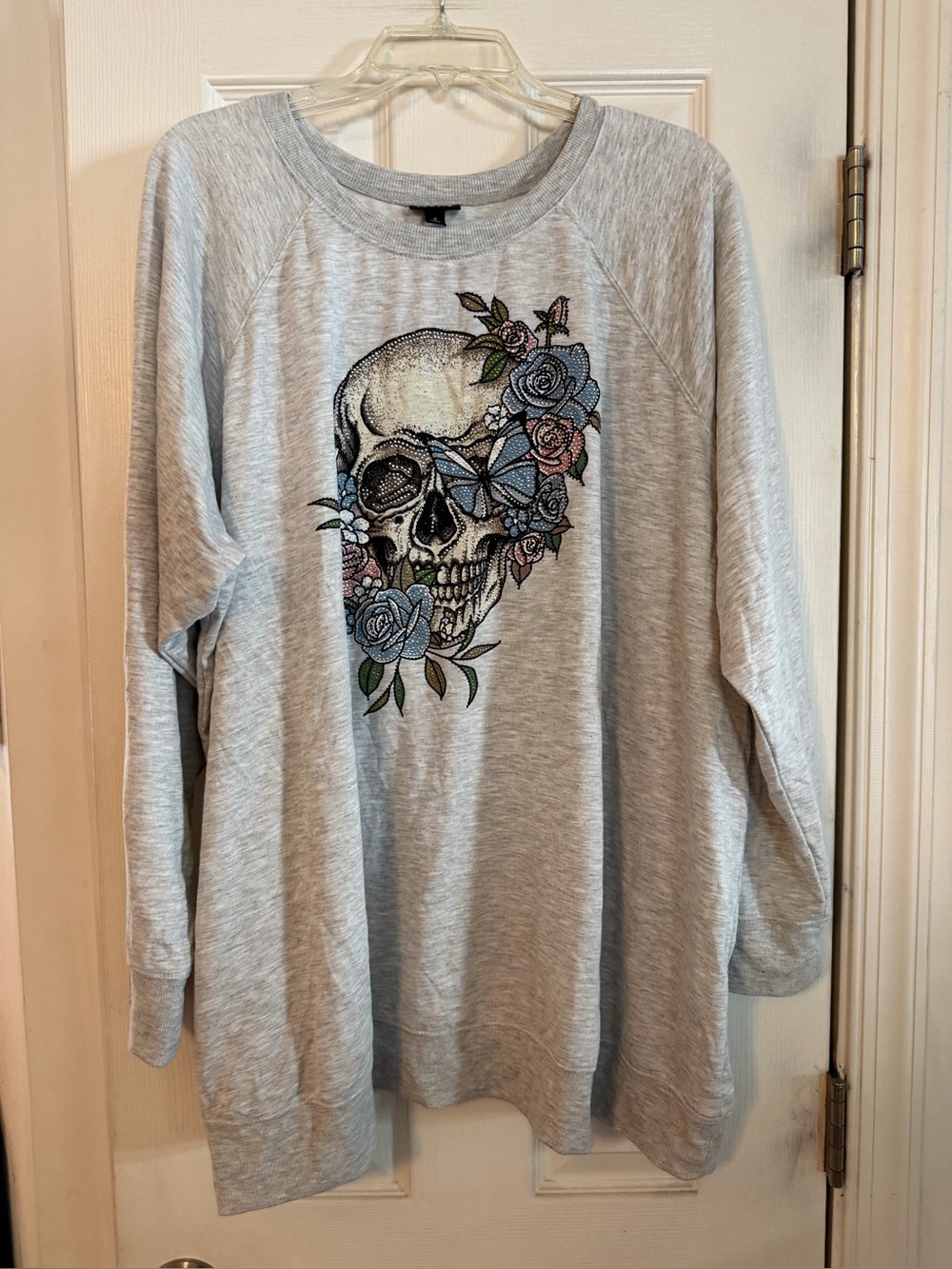 Torrid Light Gray Sweatshirt with Floral Skull Accent and Bling